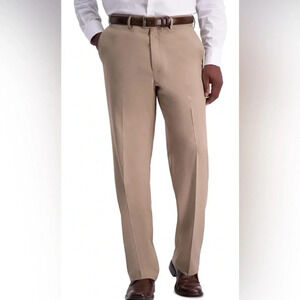 NWT Haggar Mens Premium Comfort Classic Fit Flat Front Dress Pants